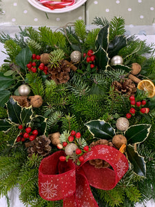 Christmas wreaths, grave arrangements and table arrangements