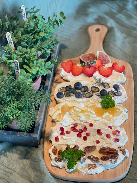 Luxury Grazing Table  £15 per person (minimum of 10 )