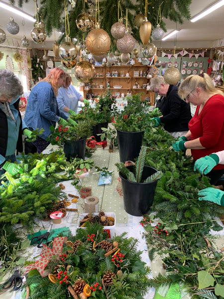 Wreath making class at the Axe & Cleaver ( Nth Somercotes) Nov 30th  7-9