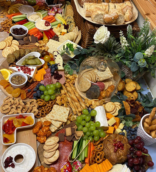 Amazing grazing tables and platters