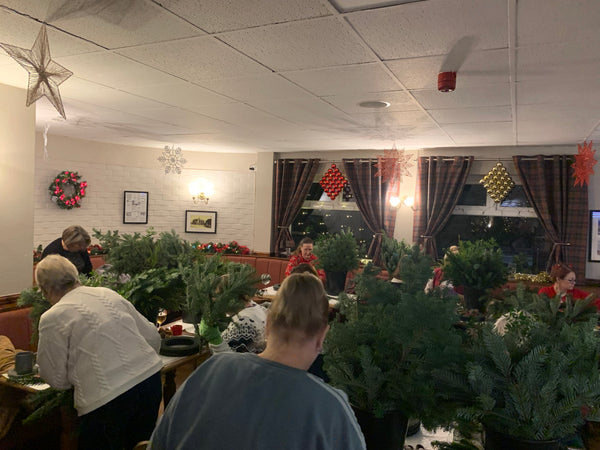 Wreath making at The Axe and Cleaver 1st December 7pm