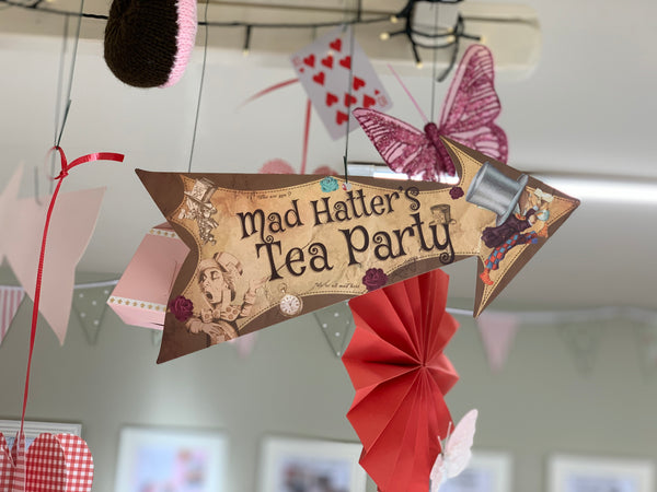 Alice in Wonderland Afternoon tea delivery 2nd February between 2 and 4.30pm