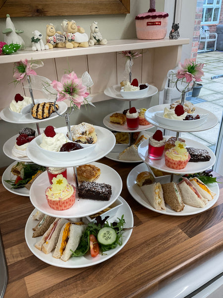 Mothers Day Afternoon Tea Delivery 30/03/25 Between 2 and 4.30pm