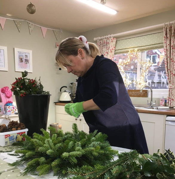 Wreath making class at the Axe & Cleaver ( Nth Somercotes) Nov 30th  7-9