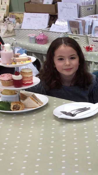 Kids craft parties and junior Crafternoon tea parties now available